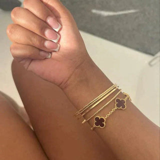 CLOVER - Black Bracelet