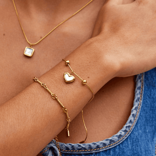 Goldenes Charm-Armband