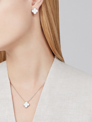 CLOVER - White/Silver Necklace